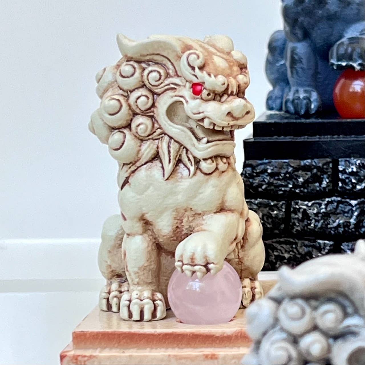 Guardian Lion Capsule