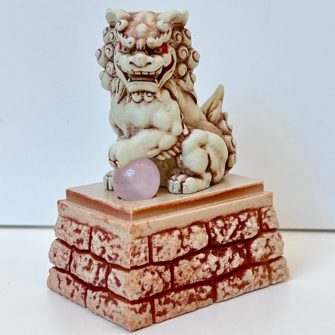 Guardian Lion Capsule