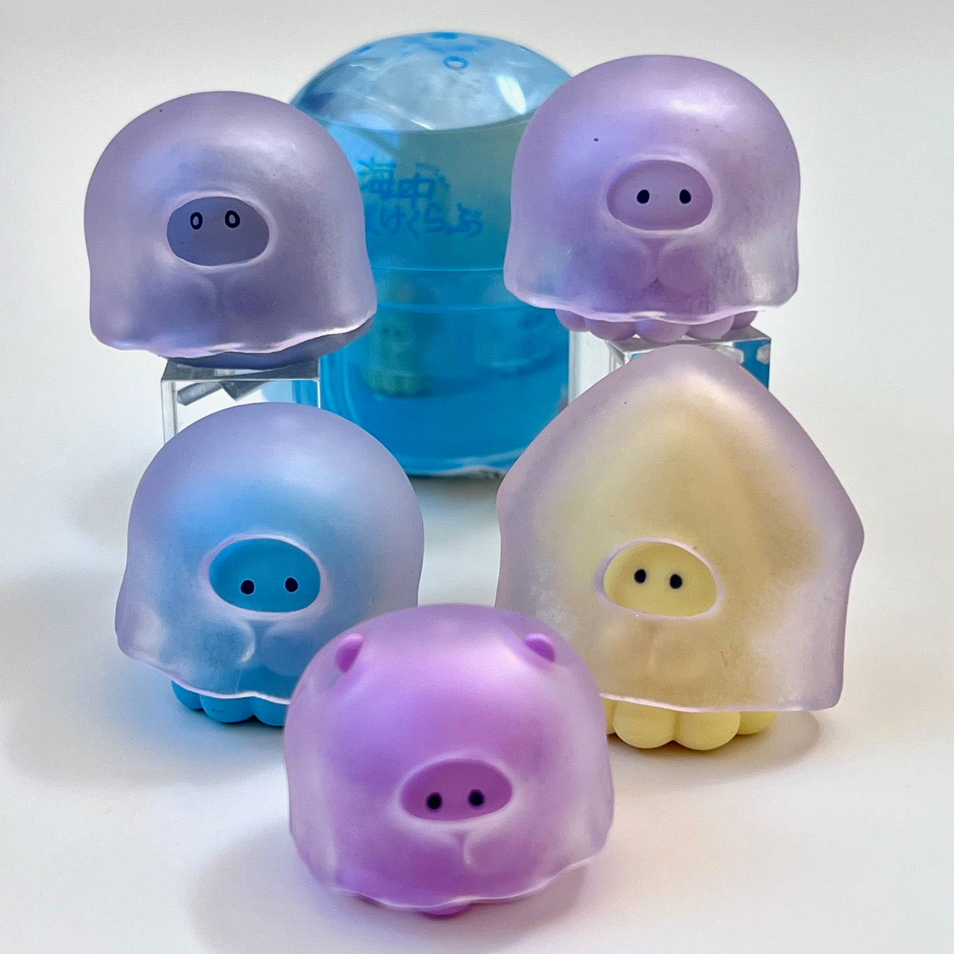 Jellyfish Figurine Capsule