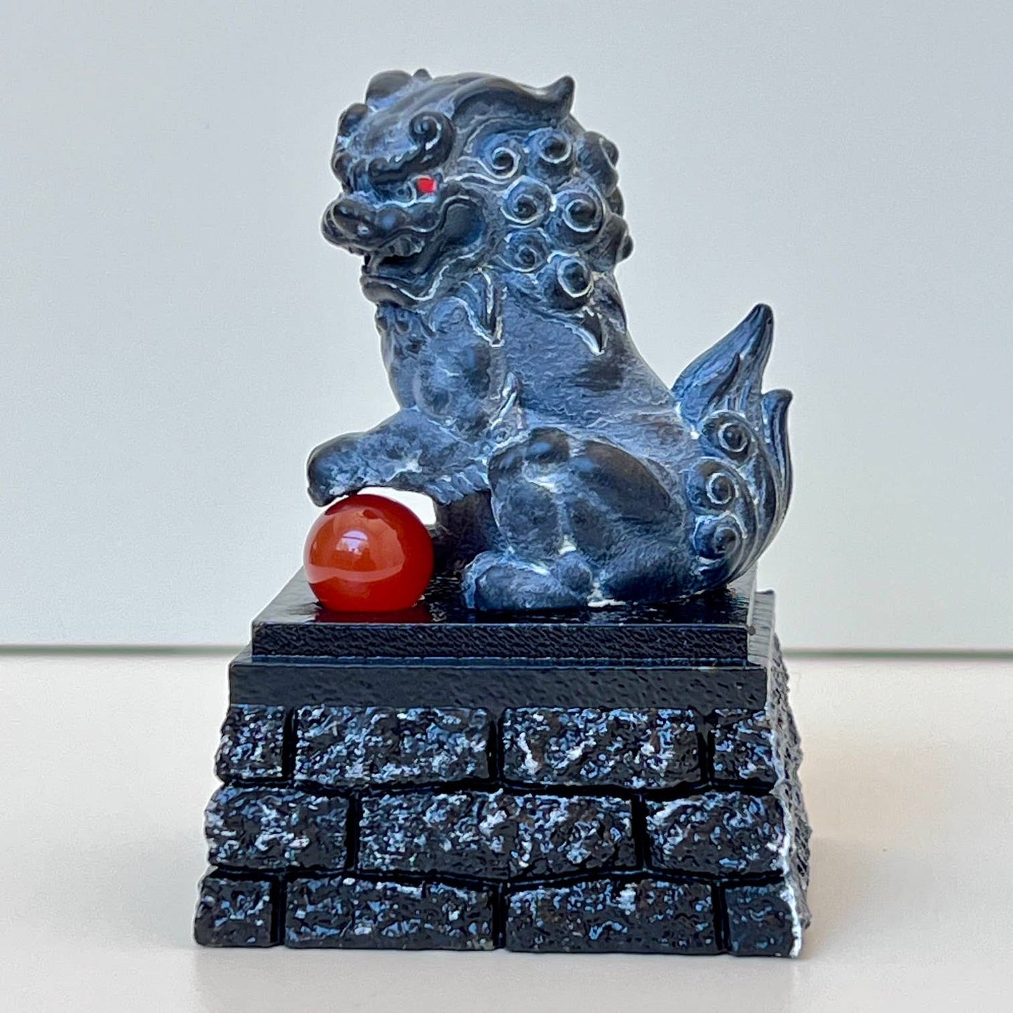 Guardian Lion Capsule