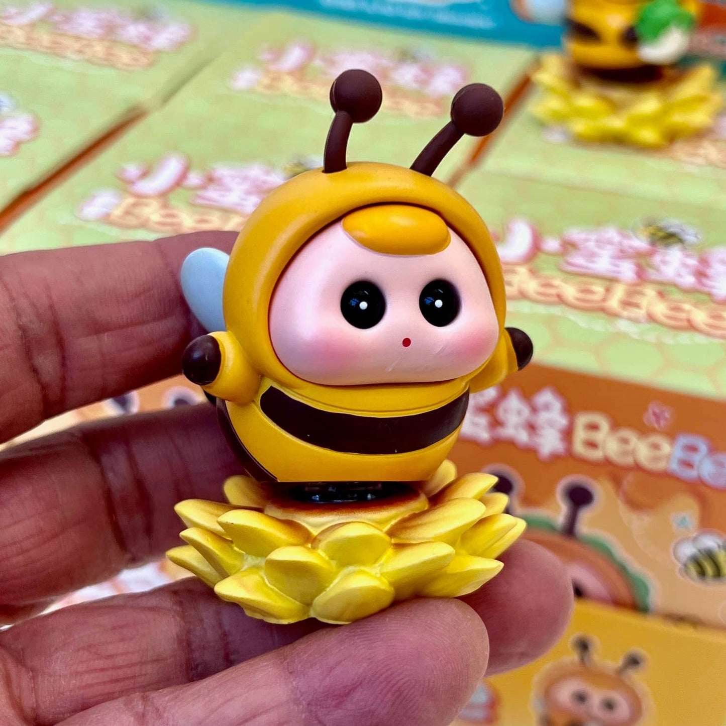Spinning Bee Bee Blind Box