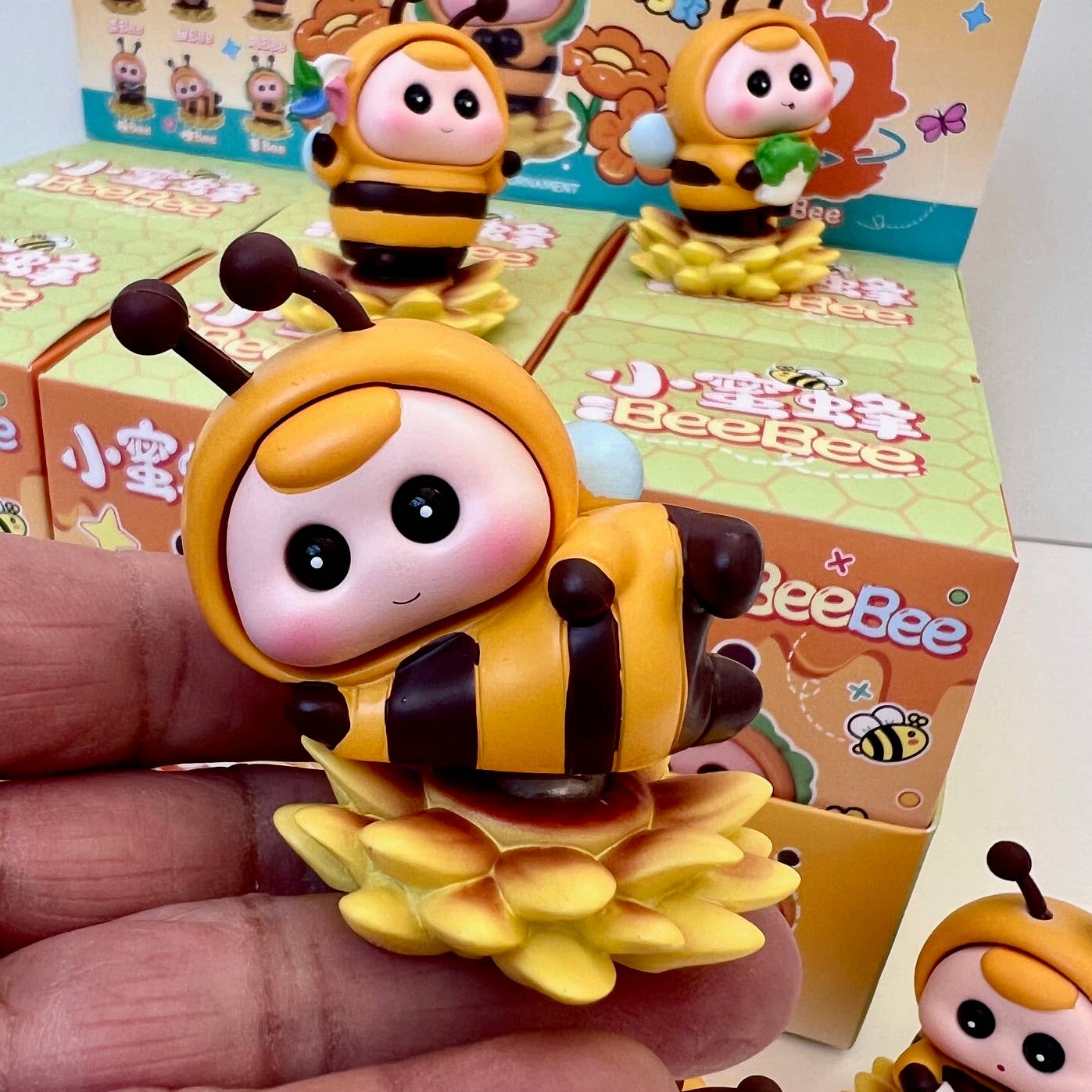 Spinning Bee Bee Blind Box