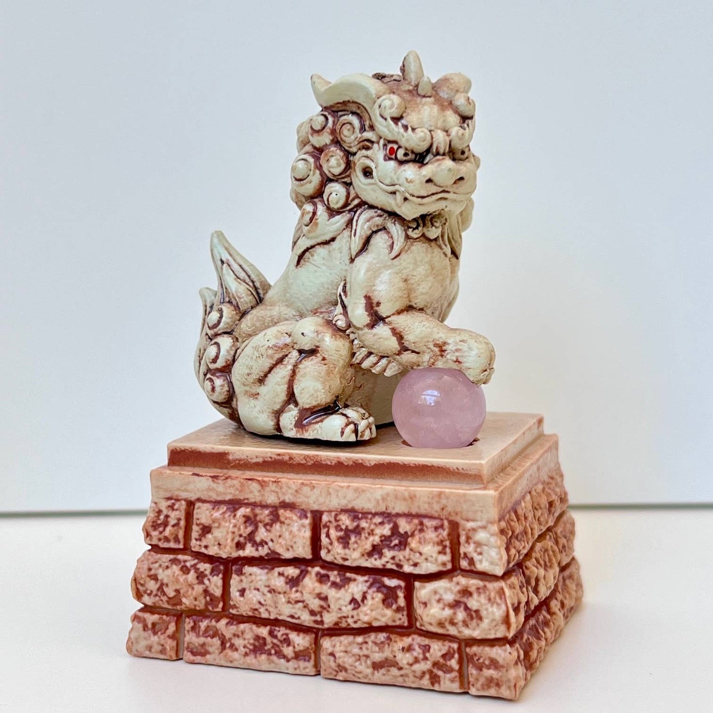 Guardian Lion Capsule