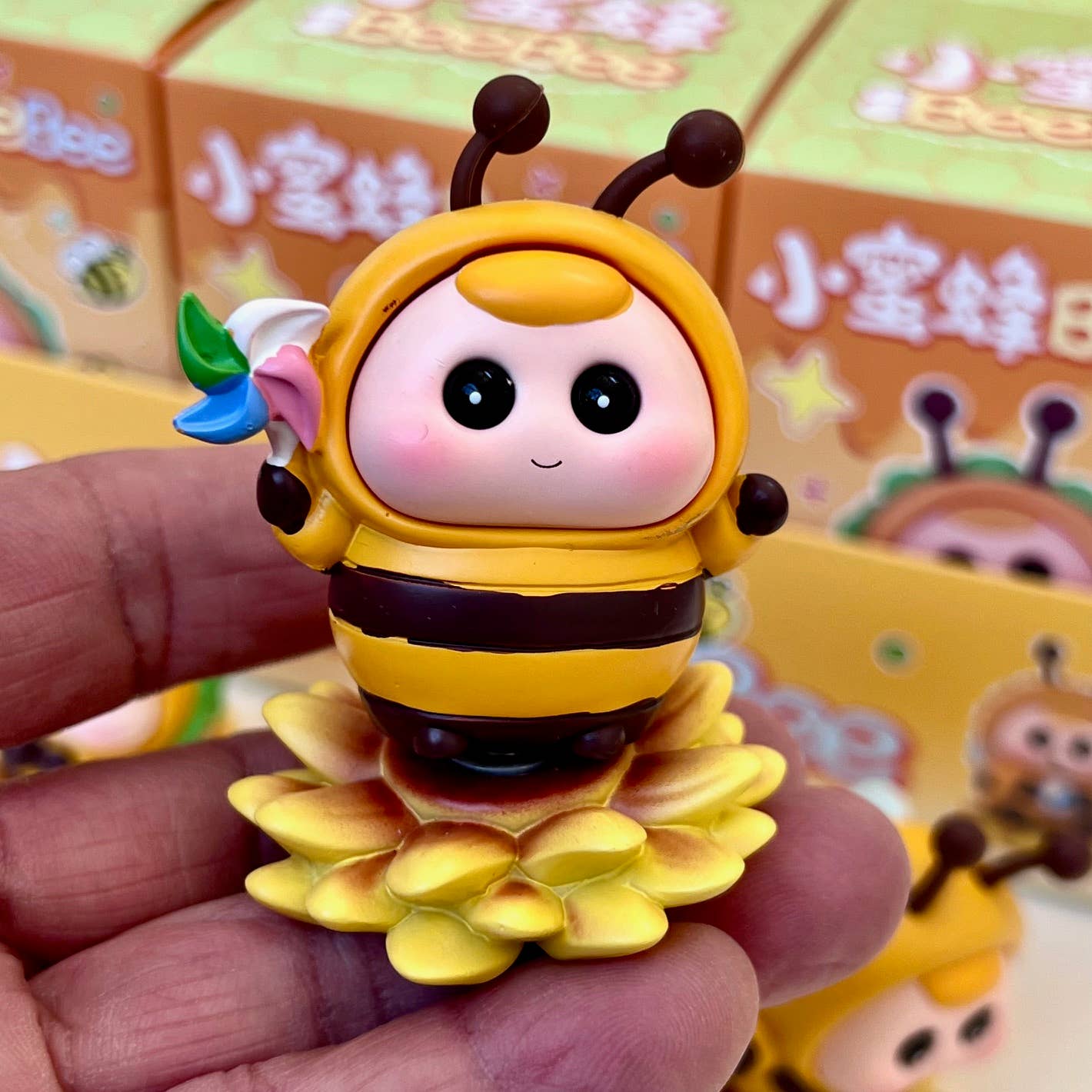 Spinning Bee Bee Blind Box
